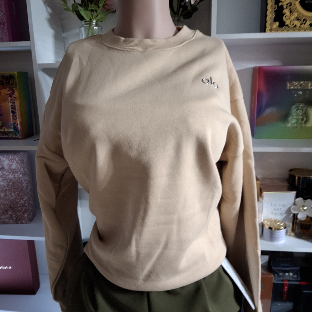 ALO Yoga Beige Crewneck Sweatshirt